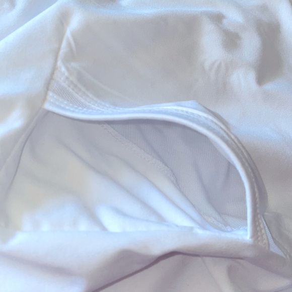 NWOT Columbia sportswear company.  Women’s size L pullover with hood. - Picture 4 of 5